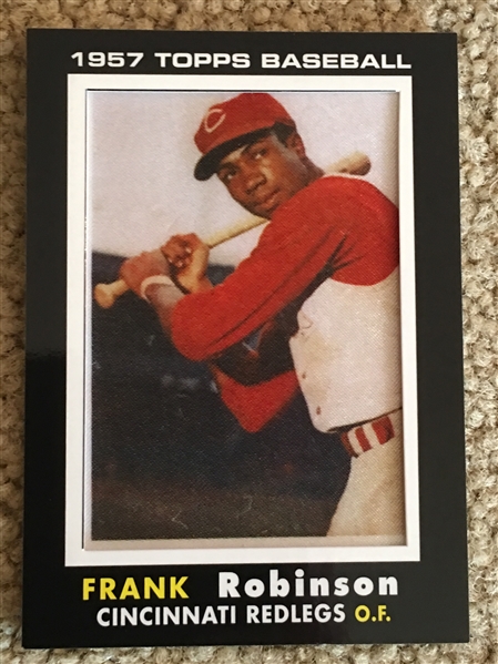 FRANK ROBINSON 1957 TOPPS REAL CLOTH ROOKIE (2014) 