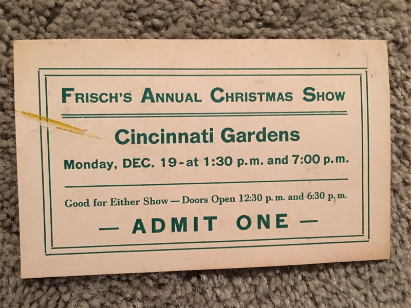 FRISCHES CHRISTMAS SHOW 1960 @ CINCINNATI GARDENS 