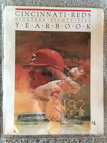 1985 REDS YEARBOOK with CARD SET INSIDE