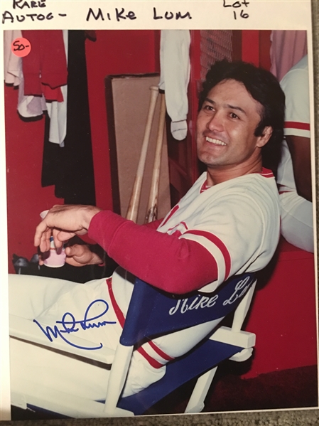 MIKE LUM REDS SIGNED 8x10 PHOTO ~~ Never Sold One 