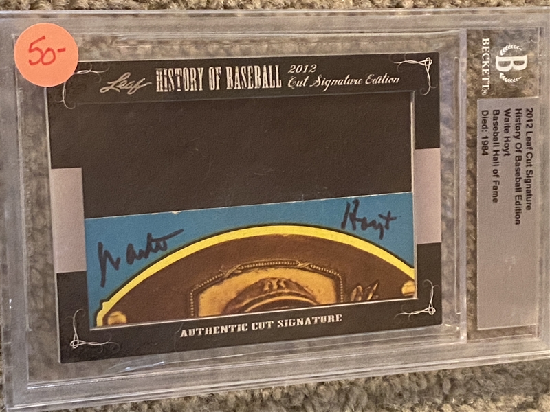 HOYT WILHELM AUTOGRAPH 2012 LEAF in BECKETT AUTHENTICATED SLAB Hall of Famer