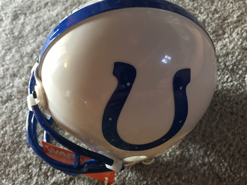 INDY COLTS "MYSTERY SIGNED" MINI HELMET 