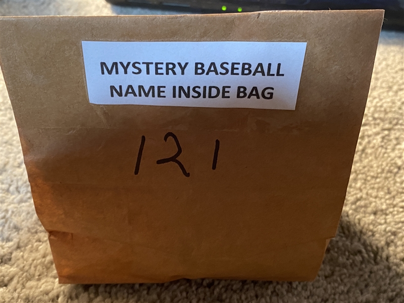 MYSTERY BASEBALL - MLB PLAYER SIGNED ON AL SMUDGE BASEBALL - PLAYERS NAME IN BAG