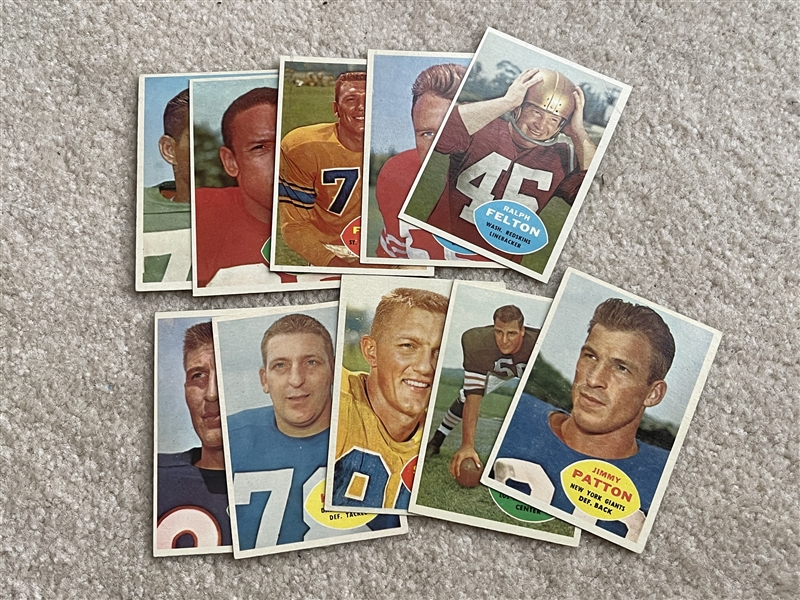 Lot of 10 1960 Topps Football