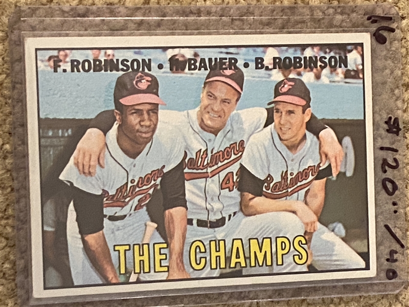1967 TOPPS CARD #1  THE CHAMPS BOOKS & FRANK ROBINSON 