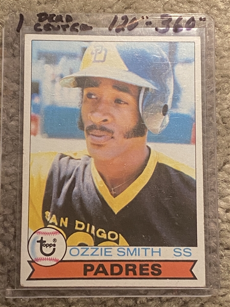 1979 TOPPS #115 OZZIE SMITH RC ROOKIE... OMG You NEVER FIND ONE DEAD CENTERED LIKE THIS ONE !!! $120.00-- 360.00 WoW 