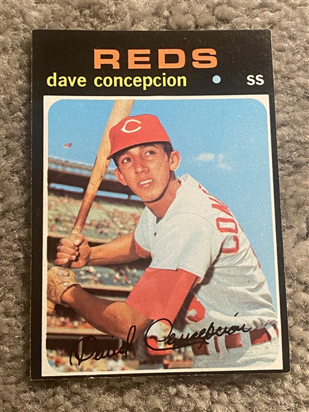 1971 Topps DAVE CONCEPCION ROOKIE 14 -- NOW BOOKS $80.00- $240.00 