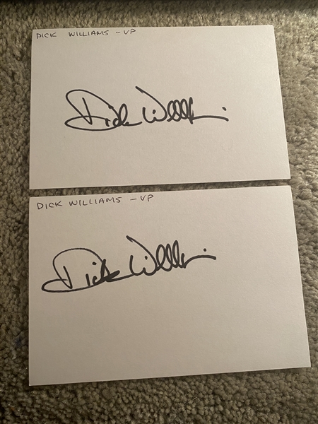 (2) DICK WILLIAMS SIGNED 4x6 INDEX CARDS -YES YOU GET BOTH !!