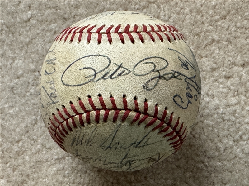 1980s Reds Game Used NL Baseball TEAM SIGNED with Beautiful BO DIAZ AUTO